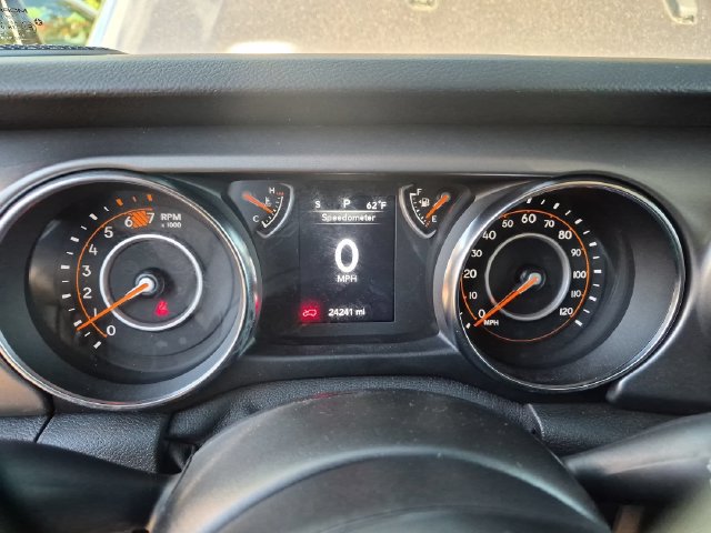 Used 2021 Jeep Wrangler Unlimited Sport AWD/4WD image 11