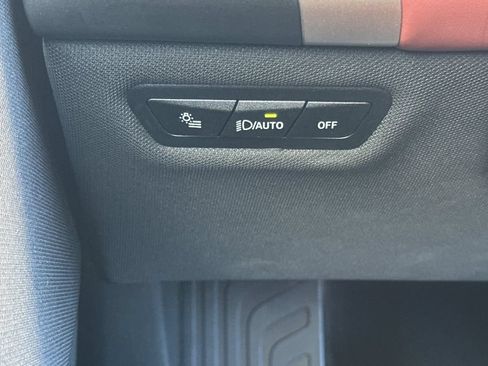 Used 2024 BMW iX xDrive50 w/ Sport Package AWD/4WD image 32