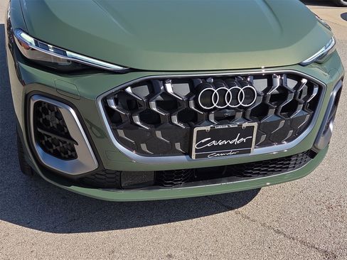 Certified 2025 Audi Q5 Premium Plus image 10