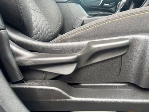 Used 2019 Chevrolet Equinox LT FWD image 44