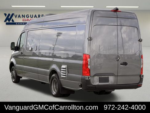 Used 2021 Mercedes-Benz Sprinter 4500 w/ Parking Package image 7