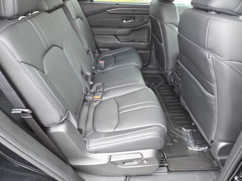 New 2026 Honda Pilot Touring image 23