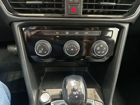 Used 2023 Volkswagen Taos S FWD image 17