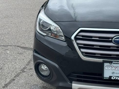 Used 2017 Subaru Outback 2.5i Touring w/ Popular Package #5A AWD/4WD image 10