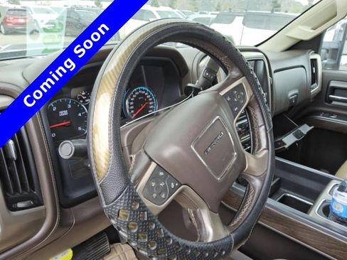 Used 2018 GMC Sierra 2500 Denali w/ Duramax Plus Package AWD/4WD image 14