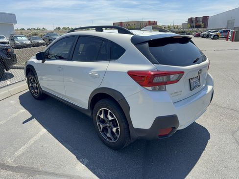 Used 2020 Subaru Crosstrek 2.0i Premium w/ Moonroof Package 2 AWD/4WD image 35