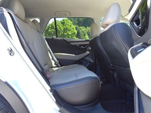Used 2020 Subaru Outback Limited w/ Popular Package #2 AWD/4WD image 29