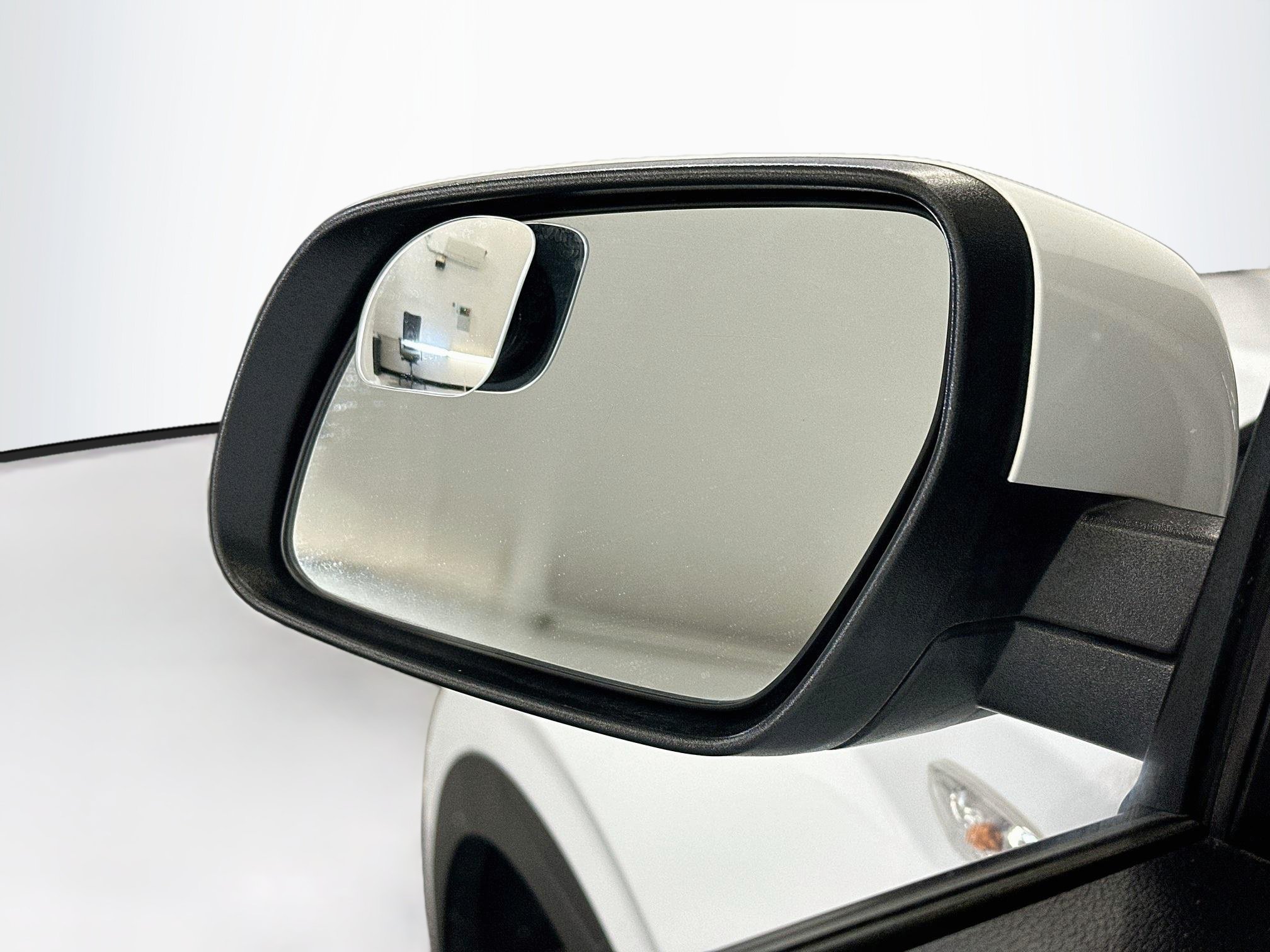 Used 2022 Hyundai Venue SE FWD image 16
