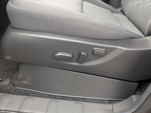 New 2026 Nissan Frontier SV w/ SV Convenience Package RWD image 13