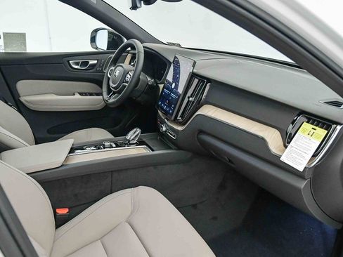 New 2026 Volvo XC60 T8 Plus w/ Climate Package PRO AWD/4WD image 16