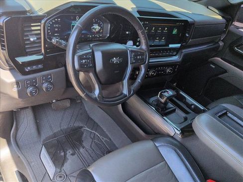 Used 2022 Chevrolet Silverado 1500 ZR2 w/ Technology Package AWD/4WD image 12