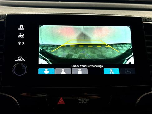Used 2023 Honda Passport TrailSport image 19