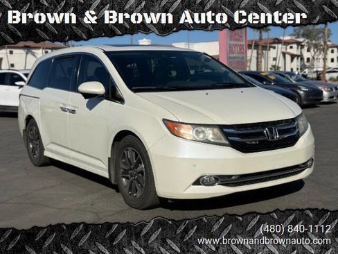 Used 2015 Honda Odyssey Touring image 1