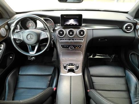 Used 2018 Mercedes-Benz C 300 CONVERTIBLE image 3
