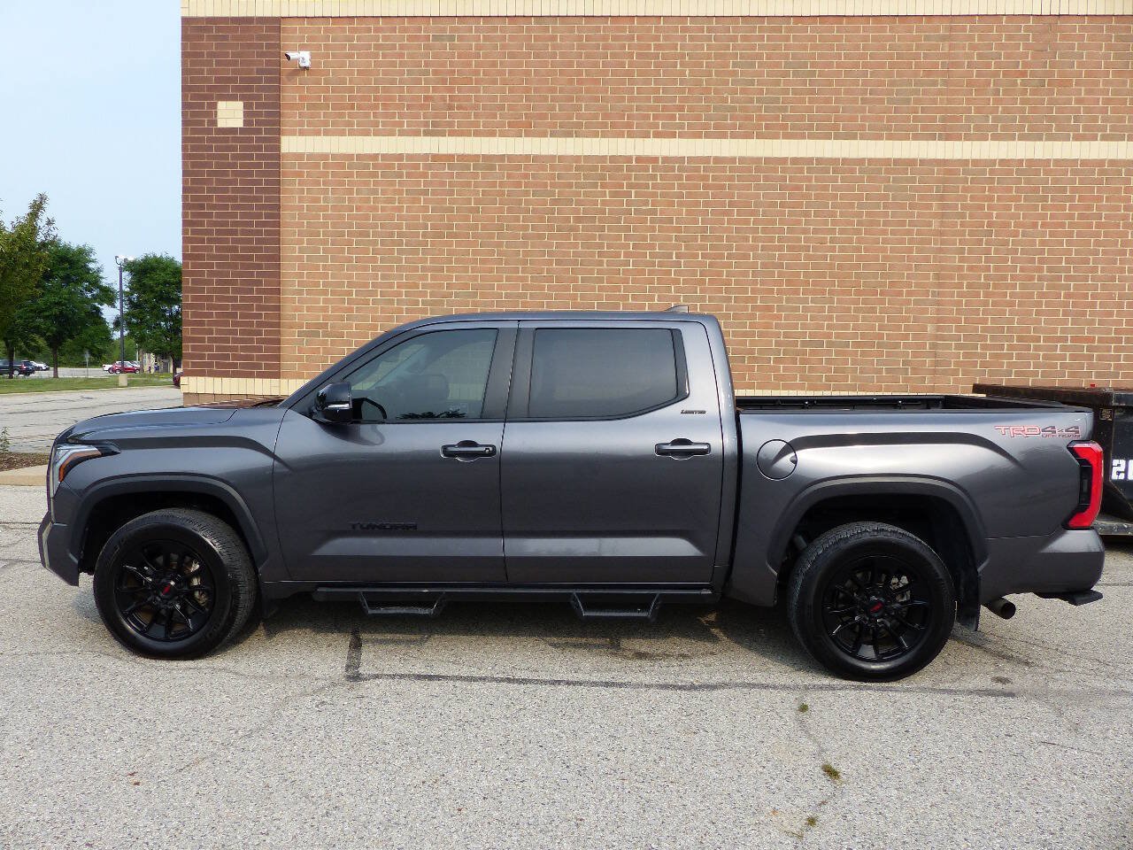 Used 2024 Toyota Tundra Limited w/ TRD Off-Road Package AWD/4WD image 5