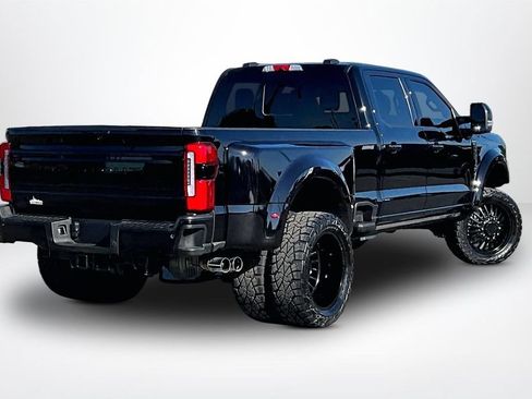 Used 2025 Ford F450 Platinum w/ FX4 Off-Road Package AWD/4WD image 6