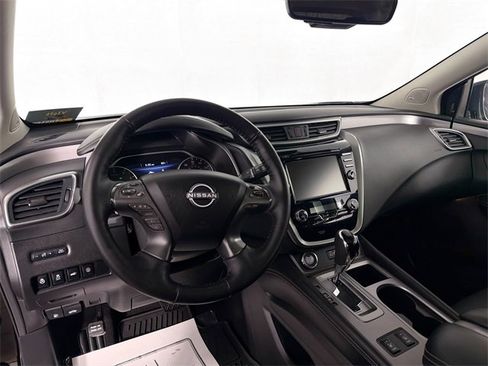 Used 2024 Nissan Murano SL image 9