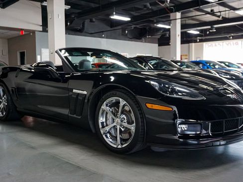 Used 2011 Chevrolet Corvette Grand Sport w/ Preferred Equipment Group image 4
