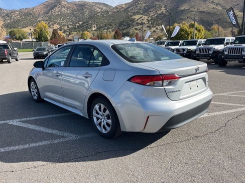 Used 2024 Toyota Corolla LE image 6
