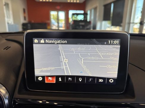 Used 2019 FIAT 124 Spider Lusso w/ Convenience Group image 25