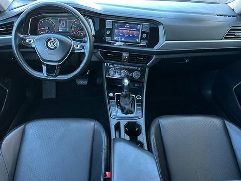 Used 2019 Volkswagen Jetta SE image 14