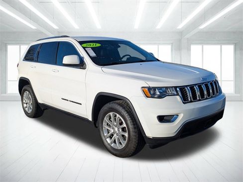 Used 2021 Jeep Grand Cherokee Laredo X image 1