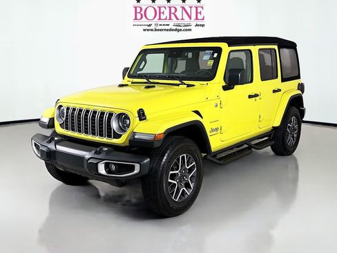 Used 2024 Jeep Wrangler Sahara image 3