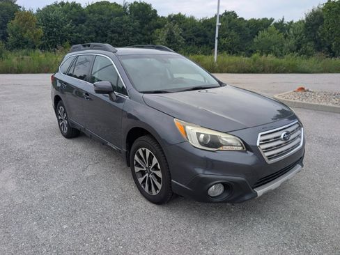 Used 2017 Subaru Outback 2.5i Limited AWD/4WD image 4
