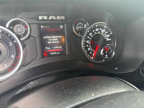 Used 2022 RAM 2500 Big Horn w/ Level A Equipment Group AWD/4WD image 9