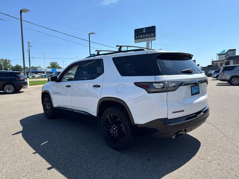 Used 2019 Chevrolet Traverse Premier w/ Redline Edition AWD/4WD image 3