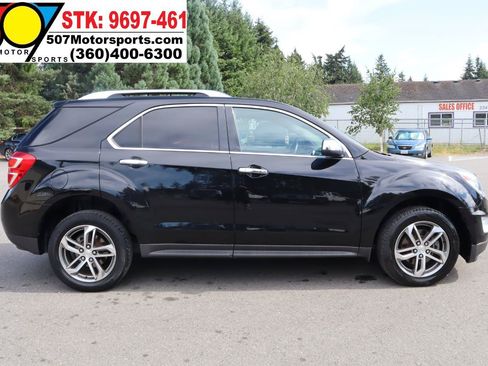 Used 2017 Chevrolet Equinox Premier w/ Enhanced Convenience Package AWD/4WD image 10