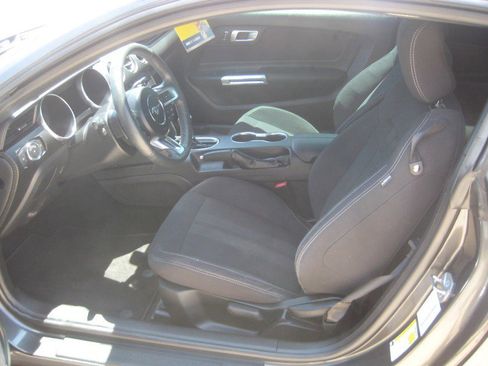 Used 2019 Ford Mustang Coupe image 13