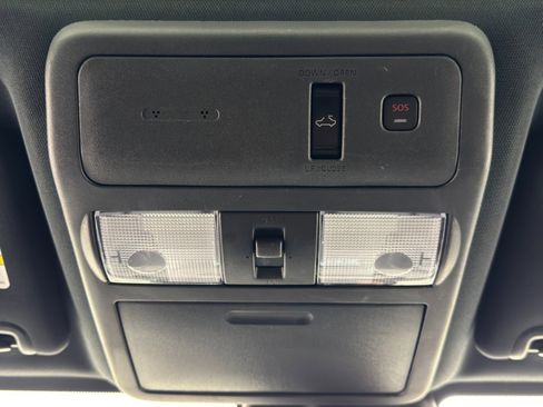 Used 2022 Nissan Frontier Pro-X w/ Pro-X Premium Package image 32