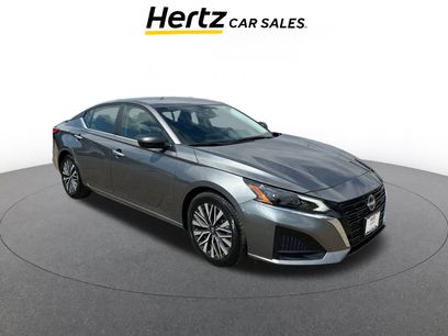 Used 2024 Nissan Altima 2.5 SV