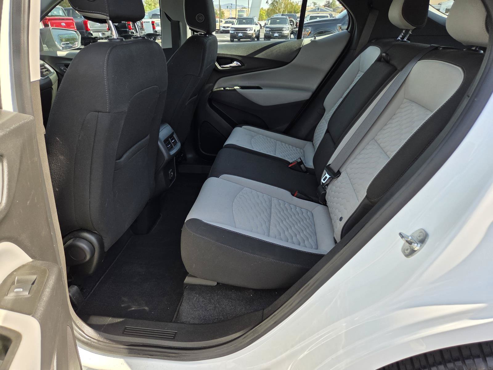 Used 2021 Chevrolet Equinox LS AWD/4WD image 13