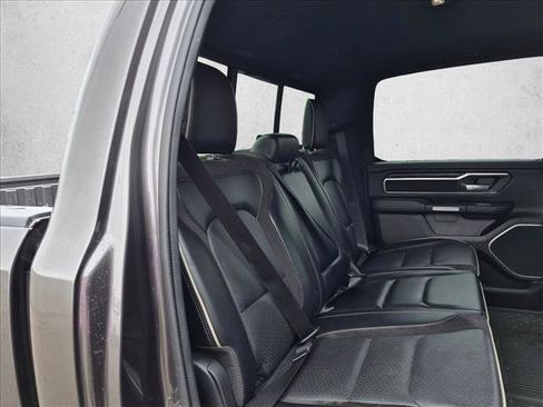 Used 2023 RAM 1500 Laramie AWD/4WD image 18