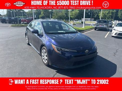Used 2024 Toyota Corolla LE FWD image 1