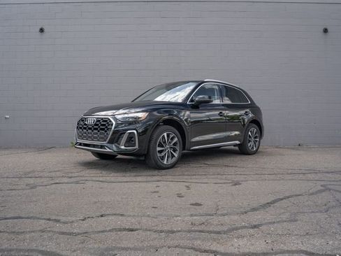 Used 2023 Audi Q5 2.0T Prestige w/ Prestige Package AWD/4WD image 1