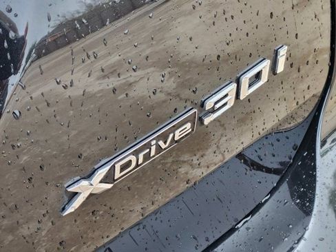 Used 2023 BMW X3 xDrive30i w/ Convenience Package image 9