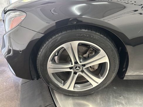 Certified 2018 Mercedes-Benz E 300 image 33