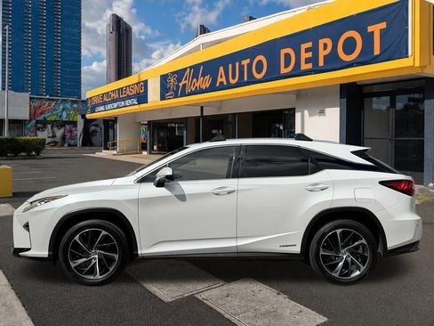 Used 2016 Lexus RX 450h FWD image 2