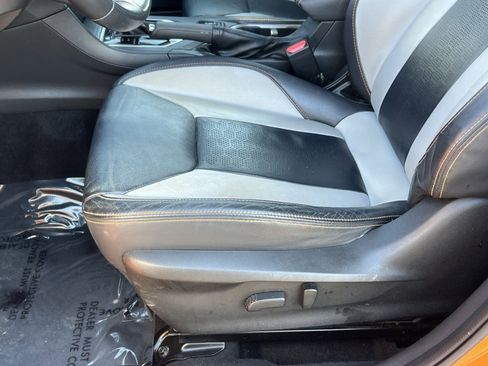 Used 2019 Subaru Crosstrek 2.0i Limited w/ Moonroof Package image 11