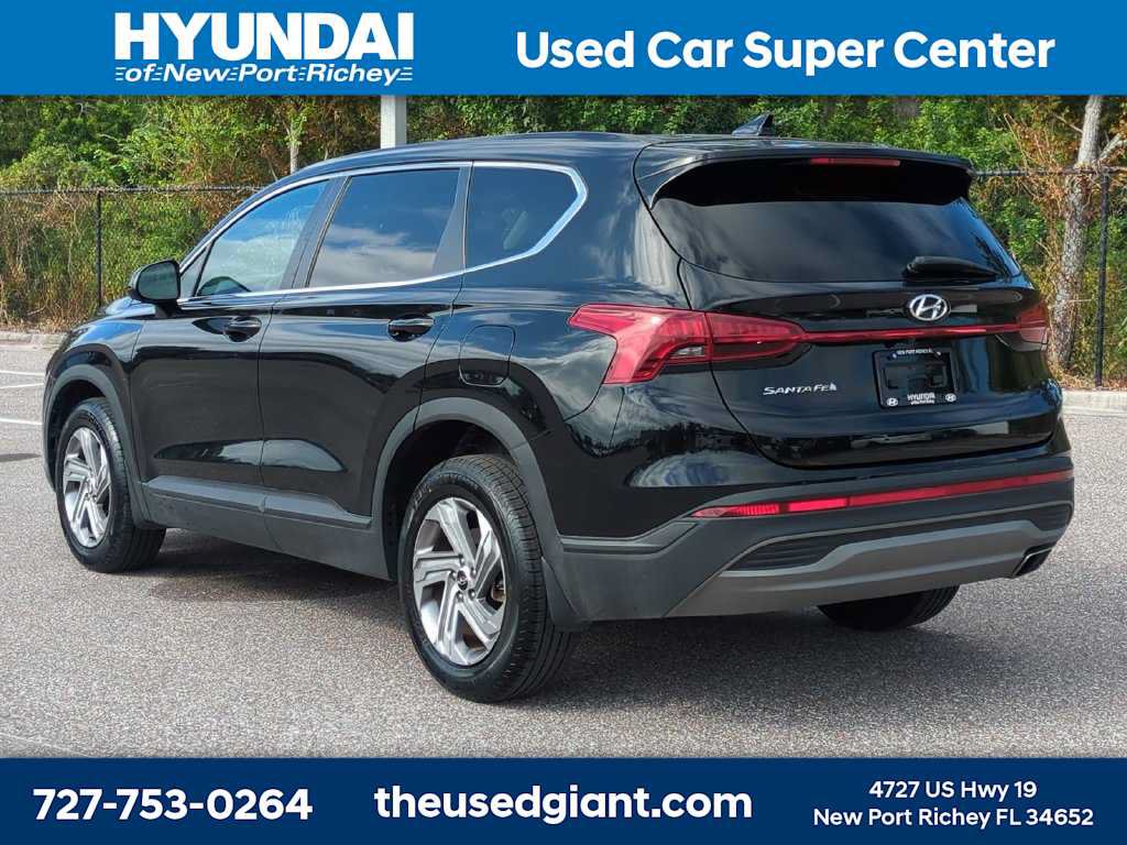 Certified 2023 Hyundai Santa Fe SE FWD image 3