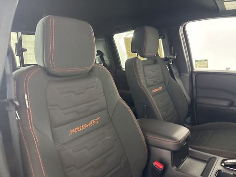 Used 2024 Nissan Frontier PRO-4X w/ Technology Package image 27