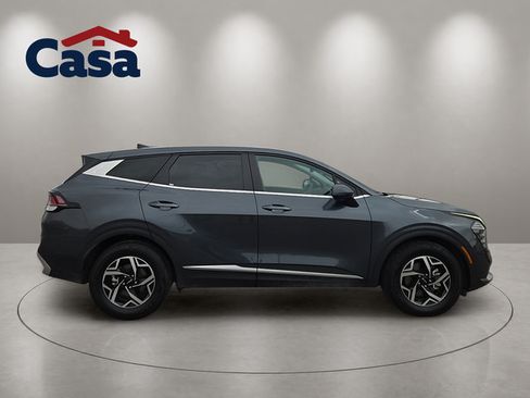 Used 2025 Kia Sportage LX FWD image 6