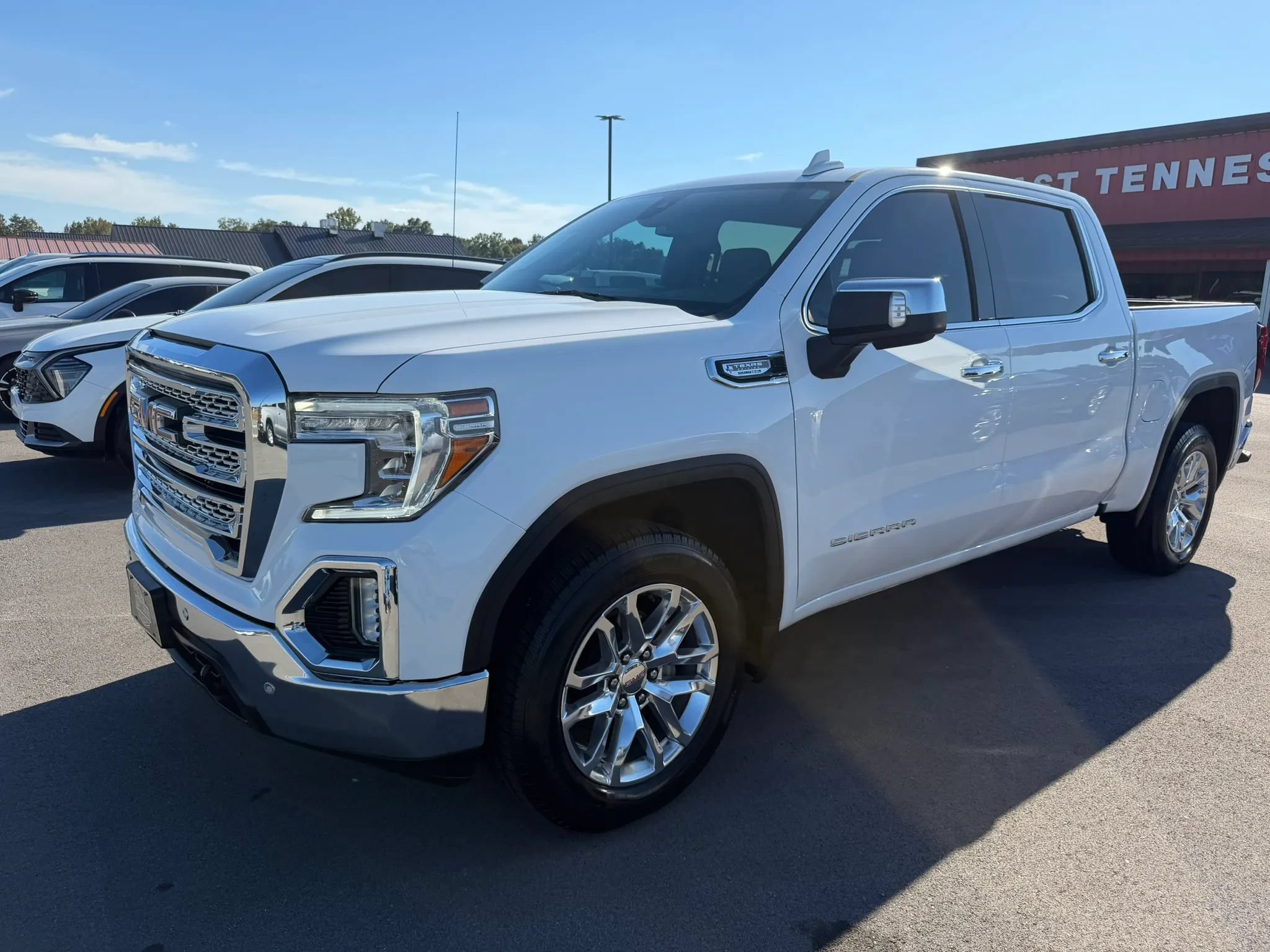 Used 2021 GMC Sierra 1500 SLT RWD image 2