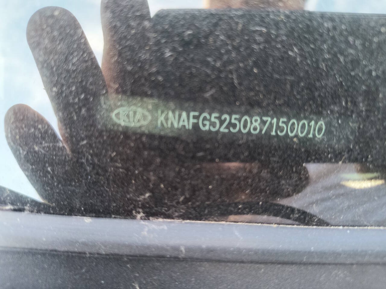 Used 2008 Kia Rondo FWD image 41