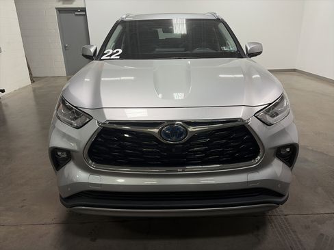 Used 2022 Toyota Highlander Platinum AWD/4WD image 41