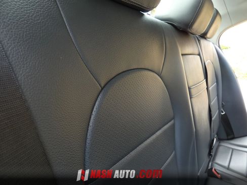 Used 2019 Mercedes-Benz C 300 Sedan image 34