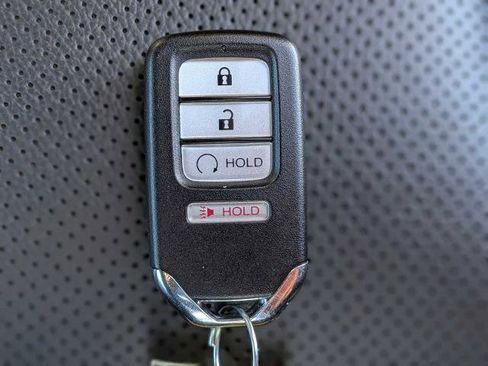 Used 2025 Honda Ridgeline TrailSport image 35